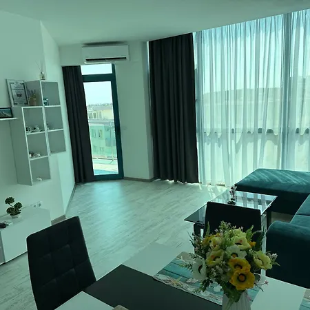 Spacious&cozy In Complex Del Sol Apartament