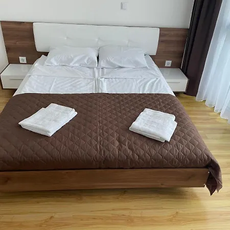 شقة Spacious And Cozy In Complex Del Sol