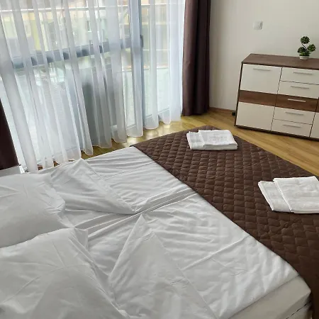 Spacious And Cozy In Complex Del Sol بريمورسكو