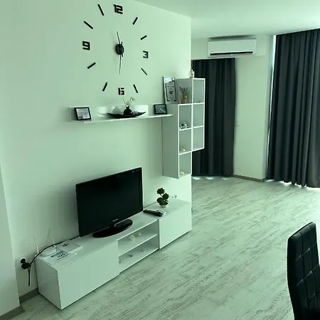 شقة Spacious And Cozy In Complex Del Sol *
