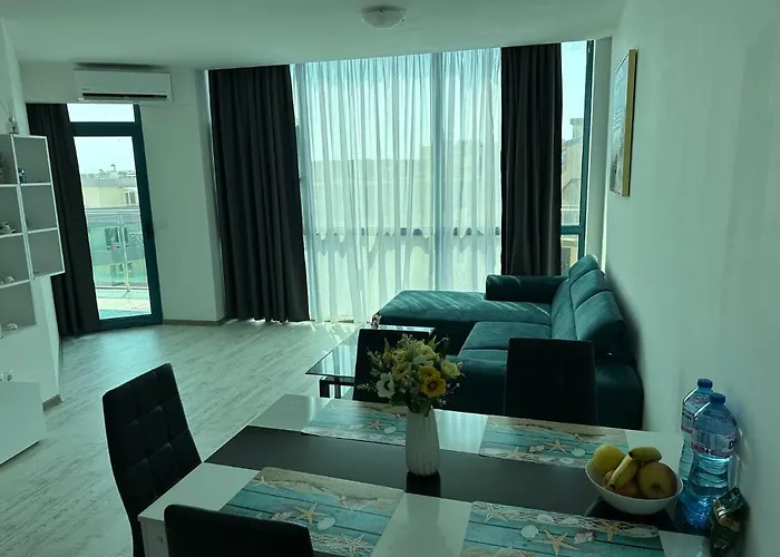 Апартаменты Spacious And Cozy In Complex Del Sol *