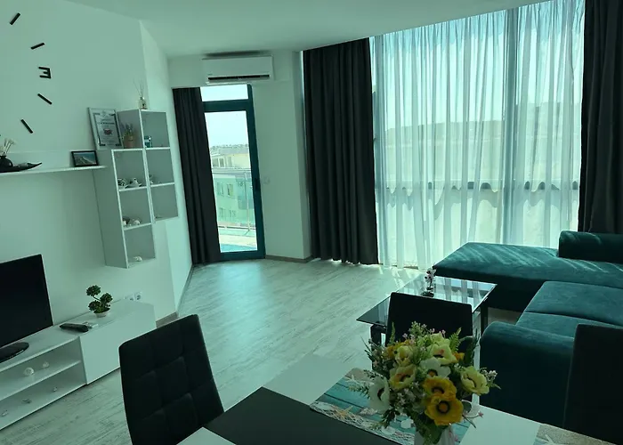 Spacious And Cozy In Complex Del Sol Апартаменты